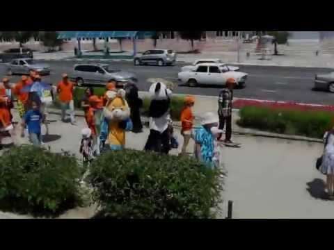 Шествие "Я здесь живу!" и флешмоб "Дорогу цветам!"