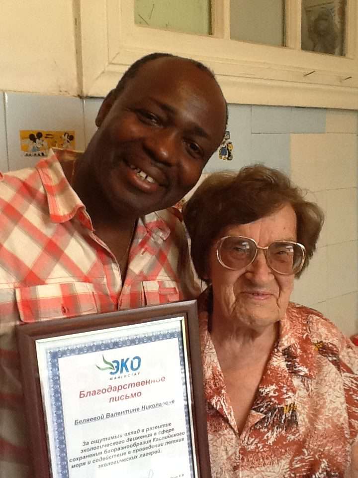 Об истории развития программы летнего экологического лагеря на побережье г.Актау